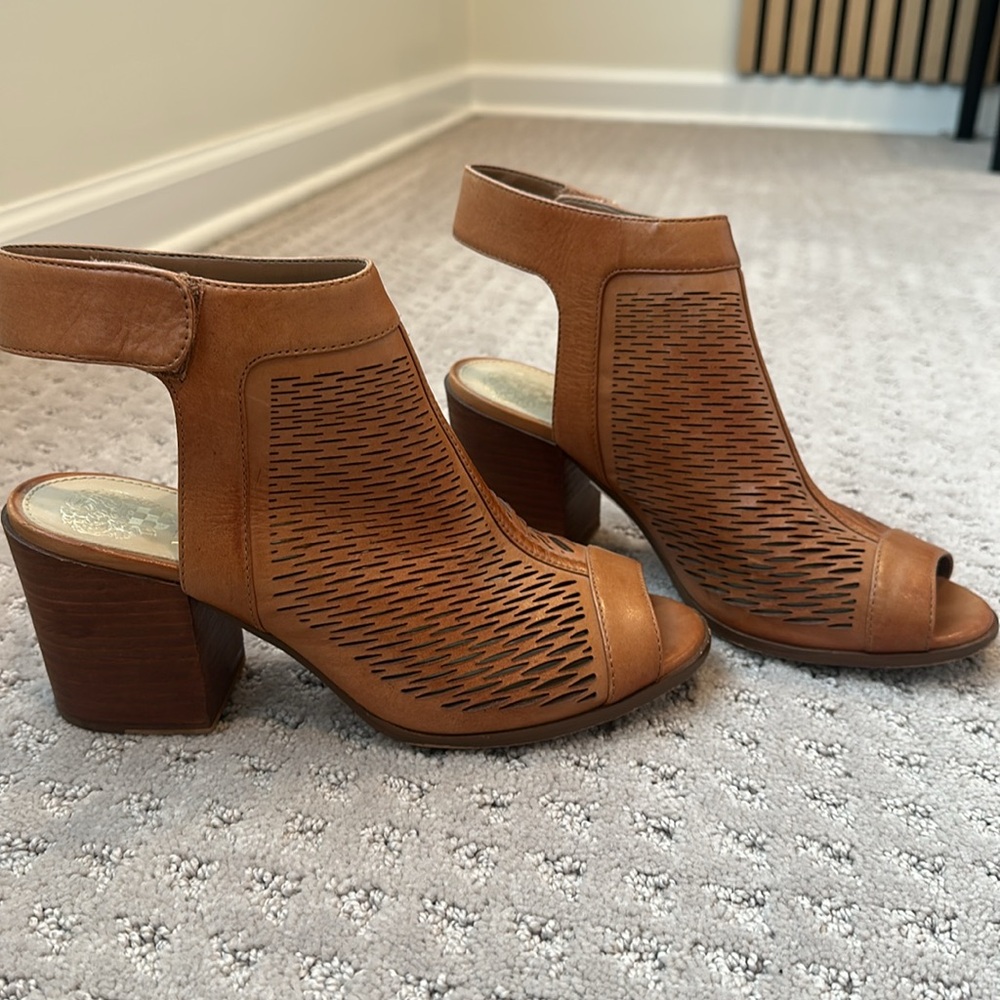 Vine Camuto Tan Block Heeled Sandals